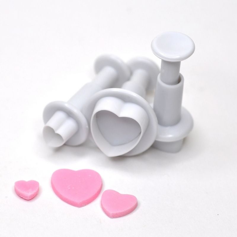 Set 4 decupatoare cu piston Inima Inimi